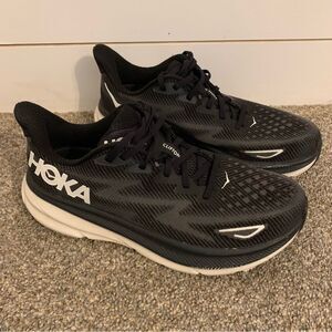 HOKA one one Clifton 9 running sneakers black white 11B woman’s unisex walking
